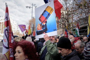 Μαδρίτη: Μαζικές διαδηλώσεις κατά της αμερικανικής στρατιωτικής επιχείρησης στη Βενεζουέλα
