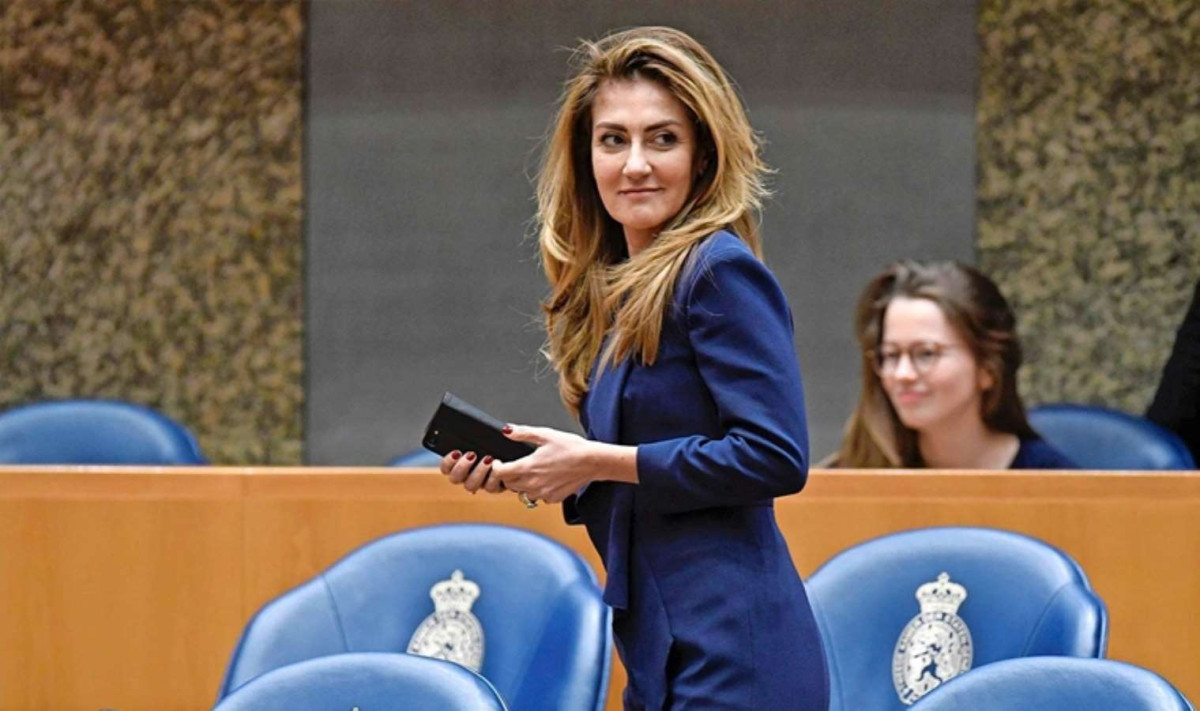Εκλογές στην Ολλανδία: Μια Τουρκάλα πρόσφυγας, φαβορί για την πρωθυπουργία