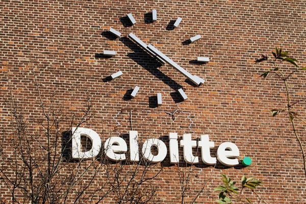 Deloitte: Αισιόδοξες οι προοπτικές της Παγκόσμιας Οικονομίας για το δεύτερο τρίμηνο του 2013
