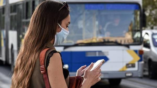 Τέσσερα μέτρα για την αποφυγή lockdown-Πώς επιστρέφουν τα sms