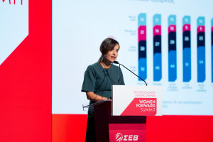 Women Forward Summit του ΣΕΒ: Η Ελλάδα εμφανίζει υστέρηση στη συμμετοχή των γυναικών στην αγορά εργασίας