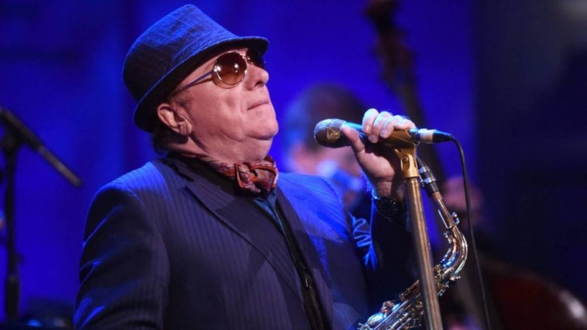 Van Morrison: «Ψευδοεπιστήμη» οι κοινωνικά αποστασιοποιημένες συναυλίες
