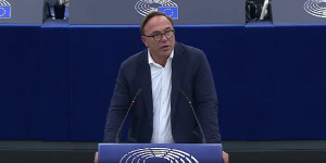 Π. Κόκκαλης: Εγκληματική επιλογή οι εξορύξεις