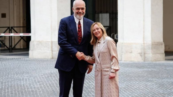 Συμφωνία Μελόνι-Ράμα για την εγκατάσταση μεταναστών στην Αλβανία