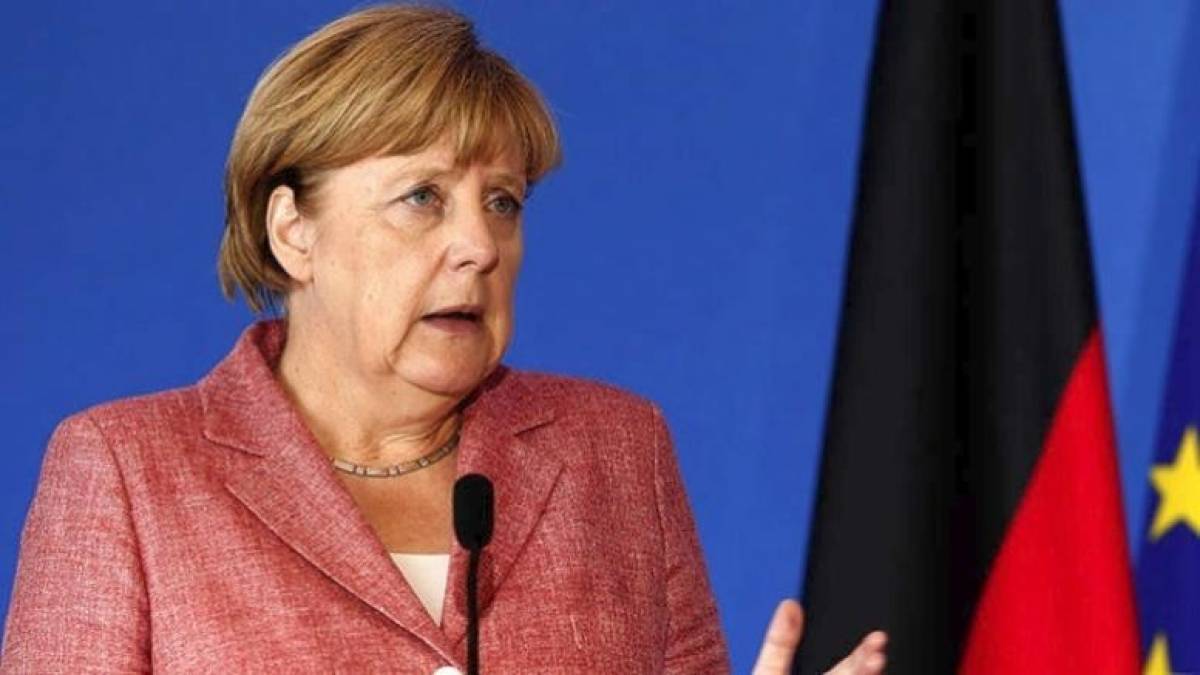 Μέρκελ: Έπρεπε να δράσω άμεσα στην περίπτωση της Ελλάδας