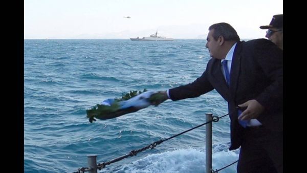 ΓΕΝ: Διαψεύδει τους Τούρκους-Ο Καμμένος πήγε στα Ίμια