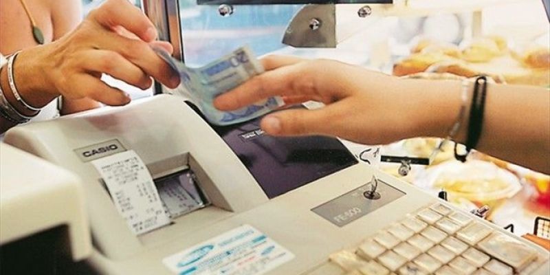 Καυτό «ποδαρικό» του Ιουνίου: Ανατιμήσεις με νέα φορολογικά βάρη