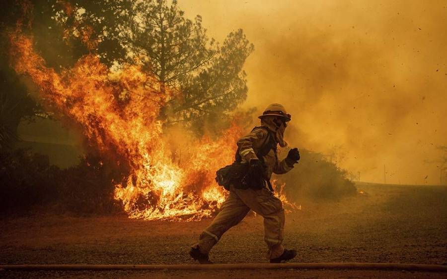 Καλιφόρνια: 71 νεκροί και 1.000 αγνοούμενοι από την πυρκαγιά
