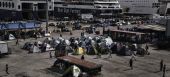 Ξεπερνούν τις 1.000 οι σκηνές στο λιμάνι του Πειραιά
