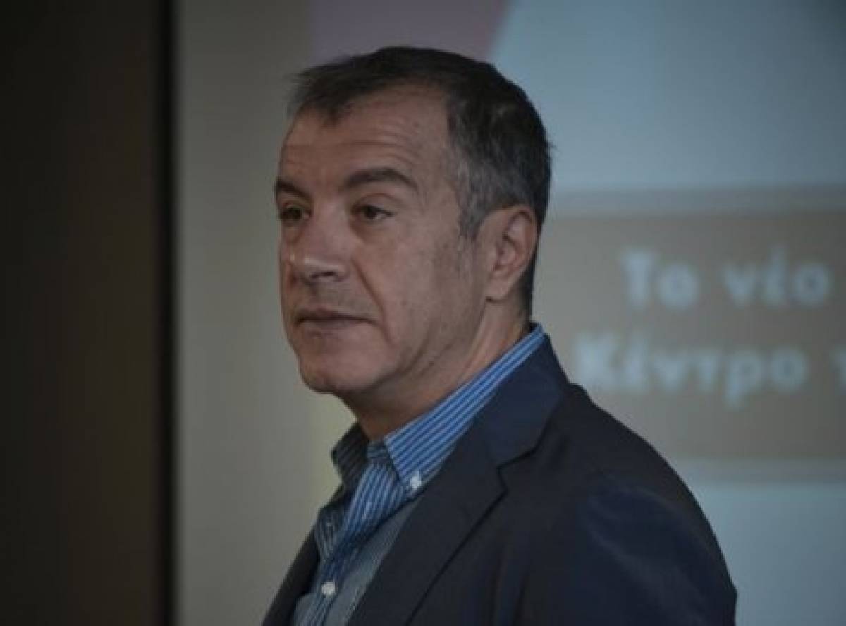 Θεοδωράκης:Ψαριανός, Αμυράς έφυγαν κατ’ εντολή ΝΔ, Δανέλλης κατ’ εντολή ΣΥΡΙΖΑ