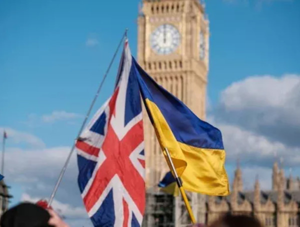Από την Βρετανία περνάει ο «δρόμος» της ουκρανικής ανοικοδόμησης