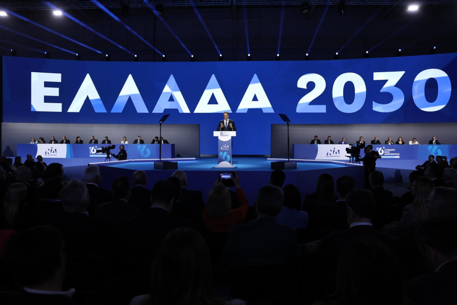 Συνέδριο ΝΔ: Μηνύματα ενότητας, πατριωτισμού και σταθερότητας – Τι είπαν τα πρωτοκλασάτα στελέχη