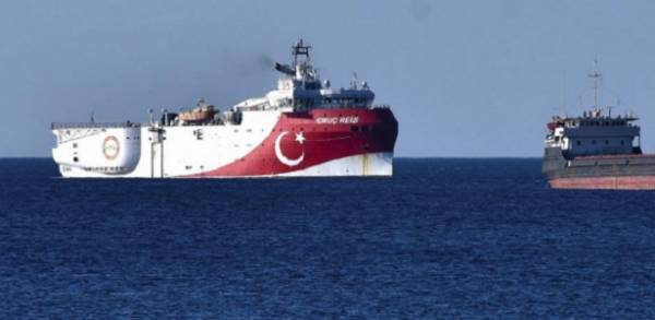 Αναχώρησε από το λιμάνι της Αττάλειας το Oruc Reis