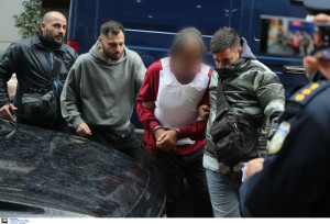 Γυναικοκτονία-Σαλαμίνα: Προθεσμία για να απολογηθεί έλαβε ο δράστης-Τι ισχυρίζεται εκείνος