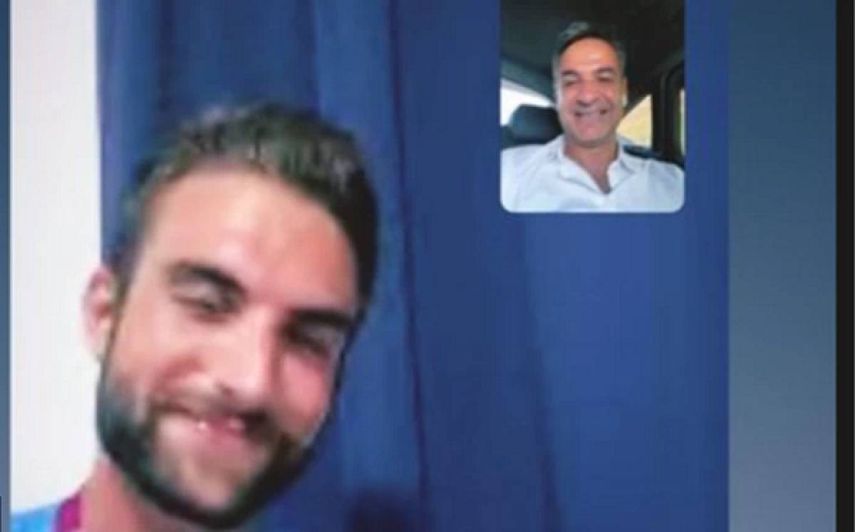 Συγχαρητήριο τηλεφώνημα Μητσοτάκη στον Ντούσκο για τον θρίαμβό του