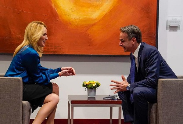 Τα συγχαρητήρια της Μέτσολα στον Μητσοτάκη