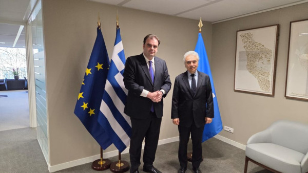 Συνάντηση Πιερρακάκη με επικεφαλής ΔΟΕ για την ενεργειακή ασφάλεια και την κρίση στη Μέση Ανατολή
