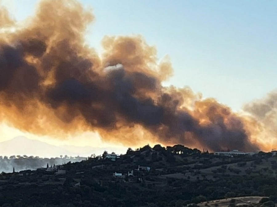 Μάχη με τις φλόγες σε Φωκίδα και Κρανίδι Αργολίδας