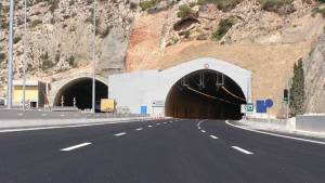 Εθνική Αθηνών - Κορίνθου: Κυκλοφοριακές ρυθμίσεις λόγω έργων σε σήραγγα
