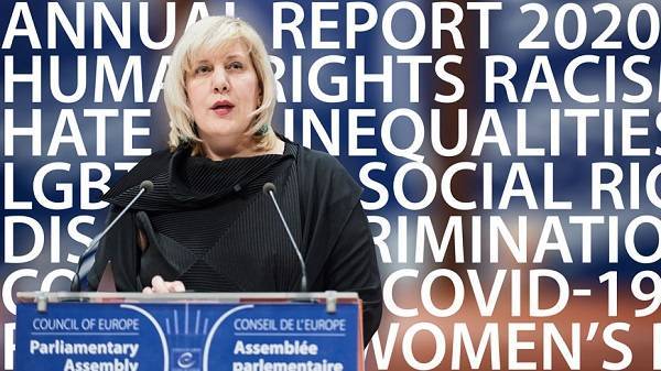 Dunja Mijatović: Η πανδημία διόγκωσε τις ανισότητες στην Ευρώπη