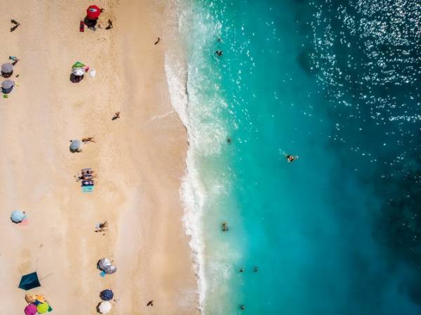 European Best Destinations: Τρεις ελληνικές παραλίες ανάμεσα στις 13 ασφαλέστερες της Ευρώπης