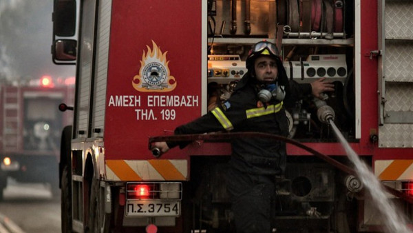 Μεγάλη φωτιά στον Έβρο- Εκκενώνονται τα Παιδικά Χωριά SOS