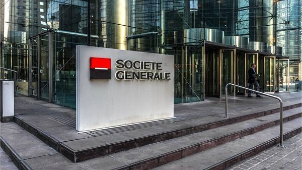 H Societe Generale προχωρά σε περικοπές 3.700 θέσεων εργασίας