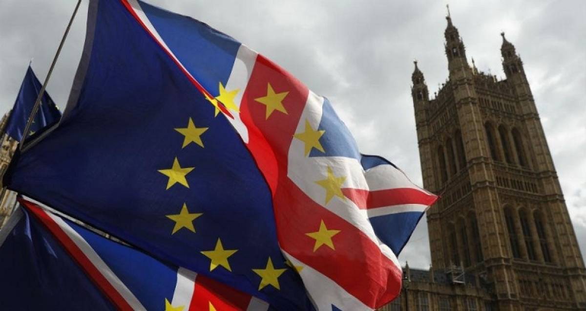 Brexit: Αλλαγές στη συμφωνία ζητούν οι Εργατικοί από τη Μέι