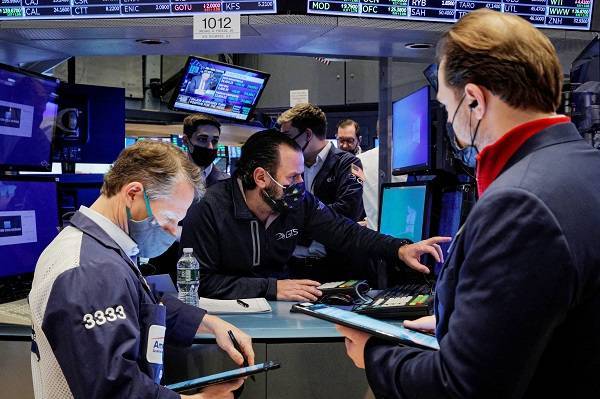 Wall Street: «Σήμα» ανόδου στο τέλος του Ιανουαρίου