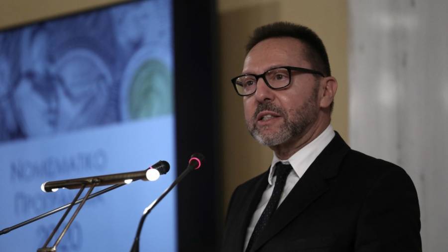 Στουρνάρας: Η βιωσιμότητα του δημόσιου χρέους δεν απειλείται