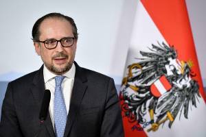 Ο Αλεξάντερ Σάλενμπεργκ διάδοχος του Κουρτς στην καγκελαρία της Αυστρίας