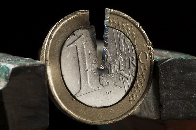 Σκληρό pressing των εταίρων και αρρυθμίες στην Αθήνα