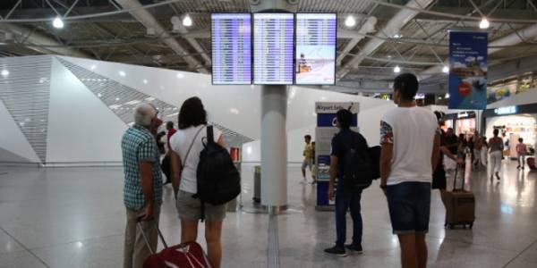 «Ελ. Βενιζέλος»: Στα ύψη η επιβατική κίνηση τον Αύγουστο