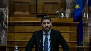 Πρόταση μομφής: Θα παρέμβει τελικά ο Ανδρουλάκης στη Βουλή