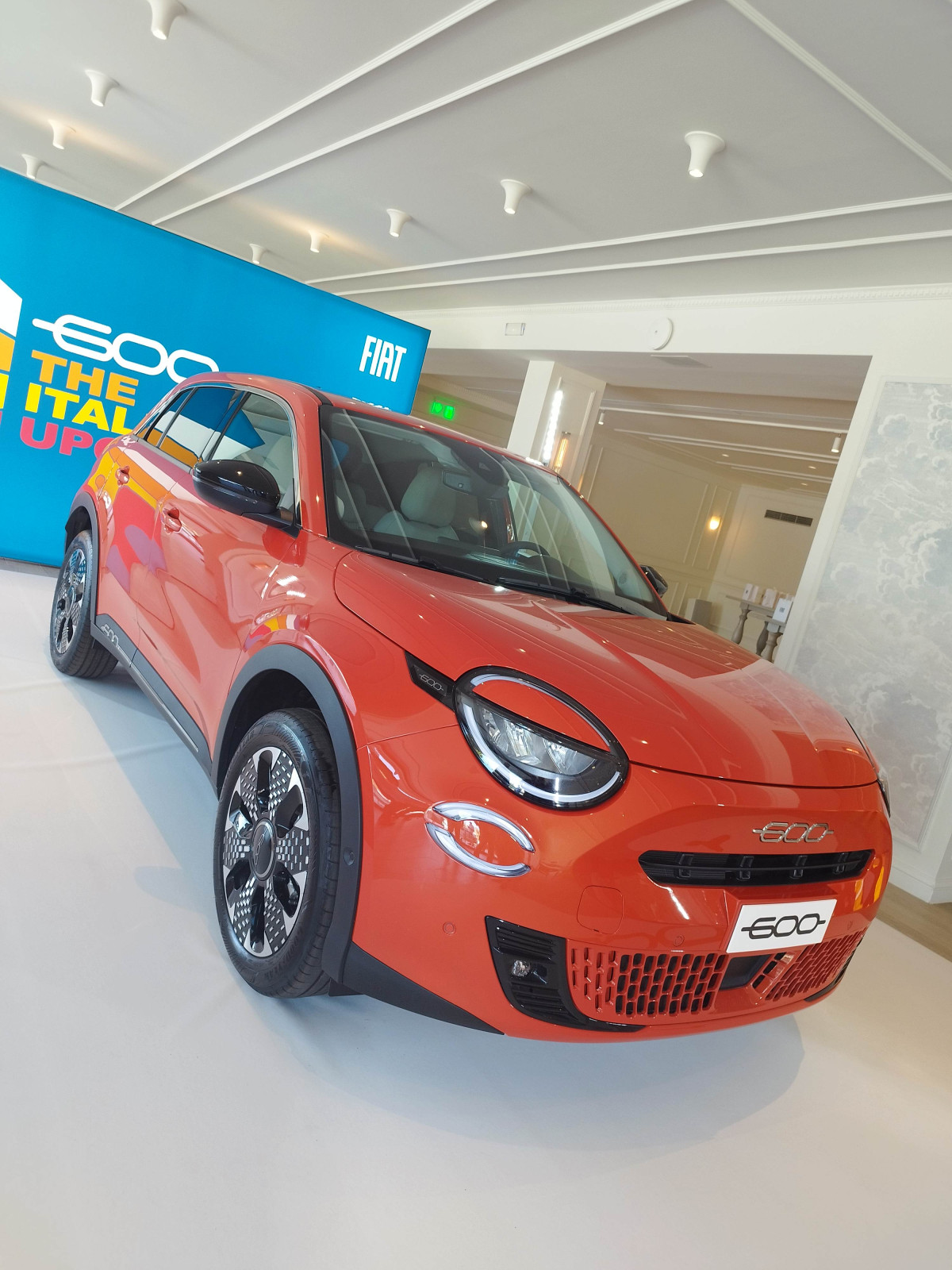 Η FIAT λανσάρει το νέο της B-SUV που ονομάζεται 600 και ξεκινάει από τις €23.990