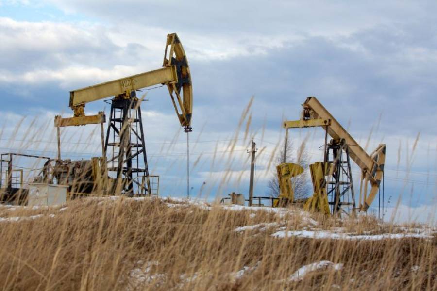 Σταθερά ανοδικά οι τιμές πετρελαίου και φυσικού αερίου