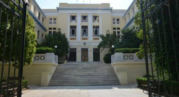 ΕΛ.ΑΣ.: Συνελήφθη ο «εγκέφαλος» διακίνησης λαθραίων τσιγάρων στο ΟΠΑ