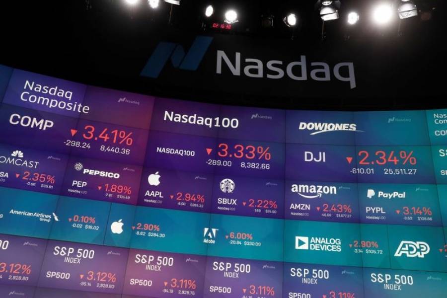 Με βαριές απώλειες έκλεισε την εβδομάδα η Wall Street