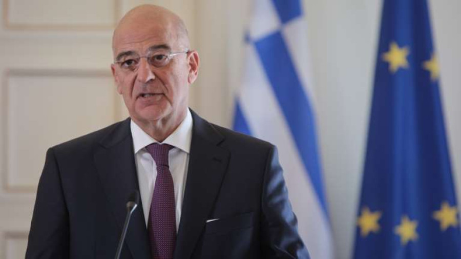 Δένδιας: Συνομιλίες μόνο με τη νόμιμη κυβέρνηση της Λιβύης