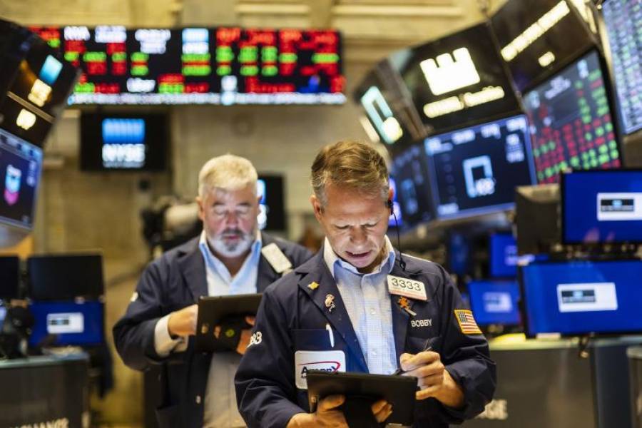 Wall Street: Ανοδική «ανάσα» με τα επιτόκια ξανά στο επίκεντρο