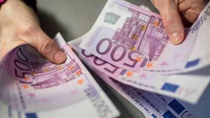 «Σφίγγει» ο κλοιός σε κακοπληρωτές και φοροφυγάδες από την ΑΑΔΕ
