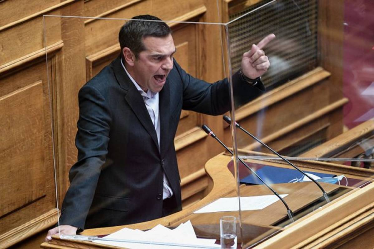Τσίπρας: Τα καθεστώτα πέφτουν με πάταγο- Έρχεται η ώρα σας
