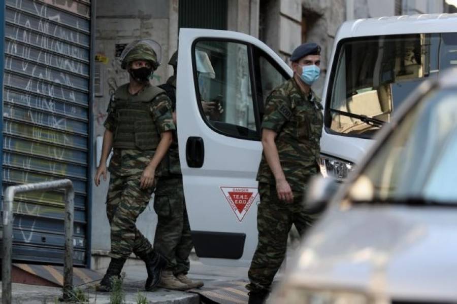 Εντοπίστηκε χειροβομβίδα σε διαμέρισμα πολυκατοικίας στα Εξάρχεια