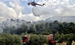 Μεγάλη φωτιά στην Αλεξανδρούπολη- Κλειστή η Εγνατία Οδός