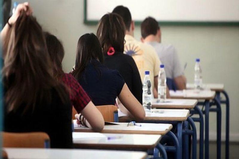 Υπ.Παιδείας: Αλλάζει τον τρόπο βαθμολόγησης μετά την "πανωλεθρία" της Α' Λυκείου