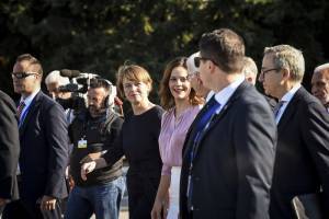 Η Αχτσιόγλου βγαίνει μπροστά. Τυχαίο;