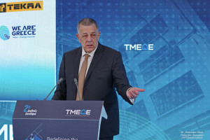 Ταχιάος: Η Ελλάδα χρειάζεται ιδιωτικά κεφάλαια για να ανανεώσει και να συντηρήσει τις υποδομές της