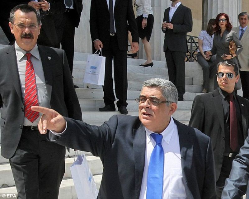 Προφυλακιστέος ο Χρ. Παππάς, στον Κορυδαλλό ο Ν. Μιχαλολιάκος