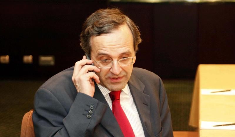 «Τηλεφωνικά γκάζια» Σαμαρά σε υπουργούς που χειρίζονται τις διαπραγματεύσεις με την τρόϊκα