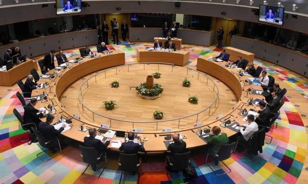 Νέος πρόεδρος του Euro Working Group ο Τόμας Σαρανχέιμο